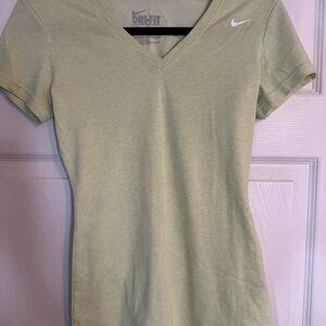 Nike Women’s Dri-FIT V-Neck T-Shirt in Light Green Sz Xsmall